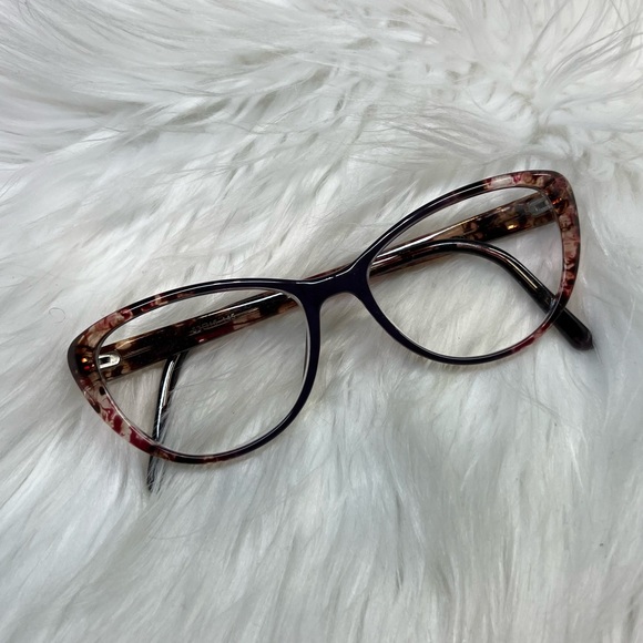 Enhance - Picture 7 of 13